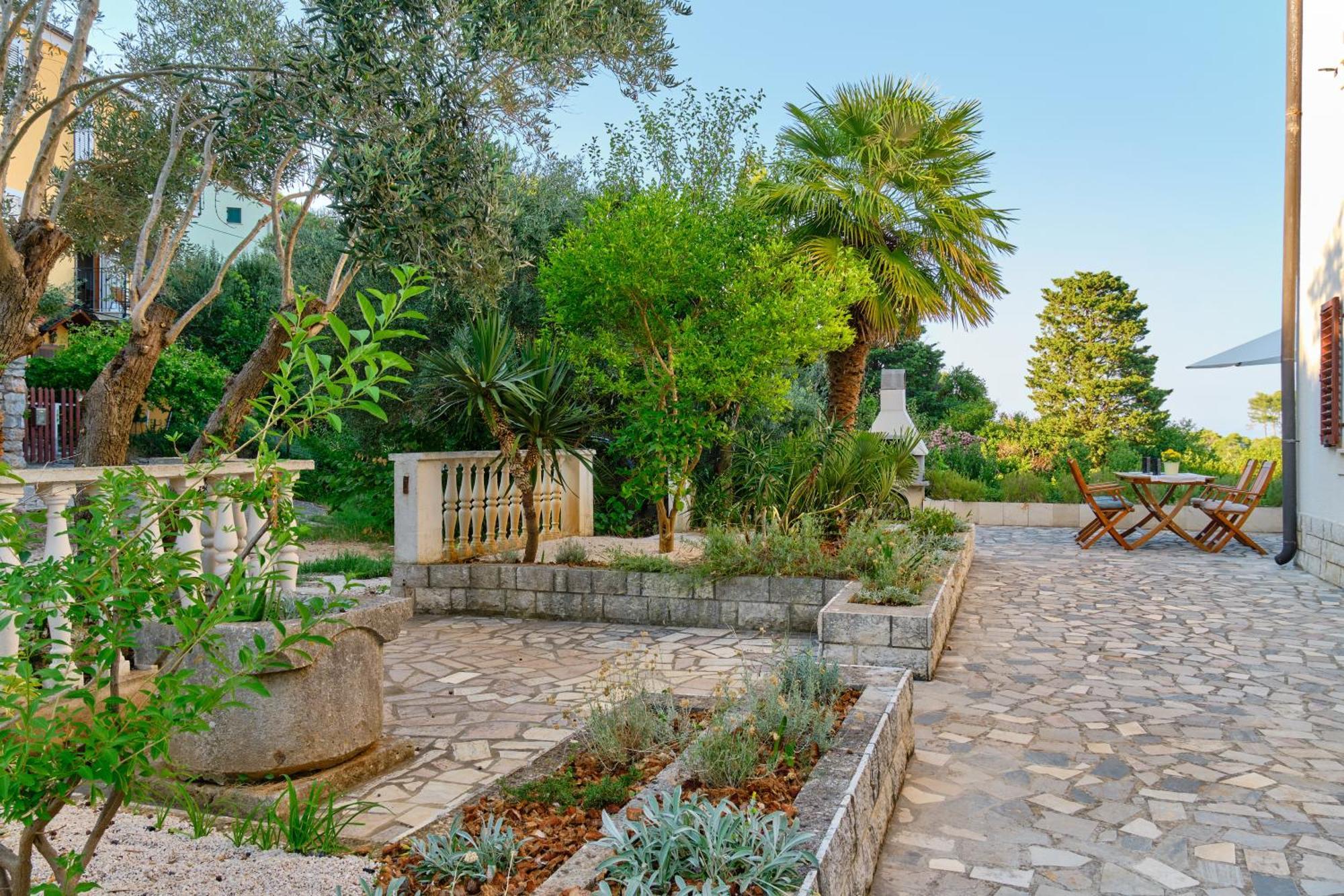 Apartment Pepermint - Iqm Destination Quality Veli Lošinj Exterior foto