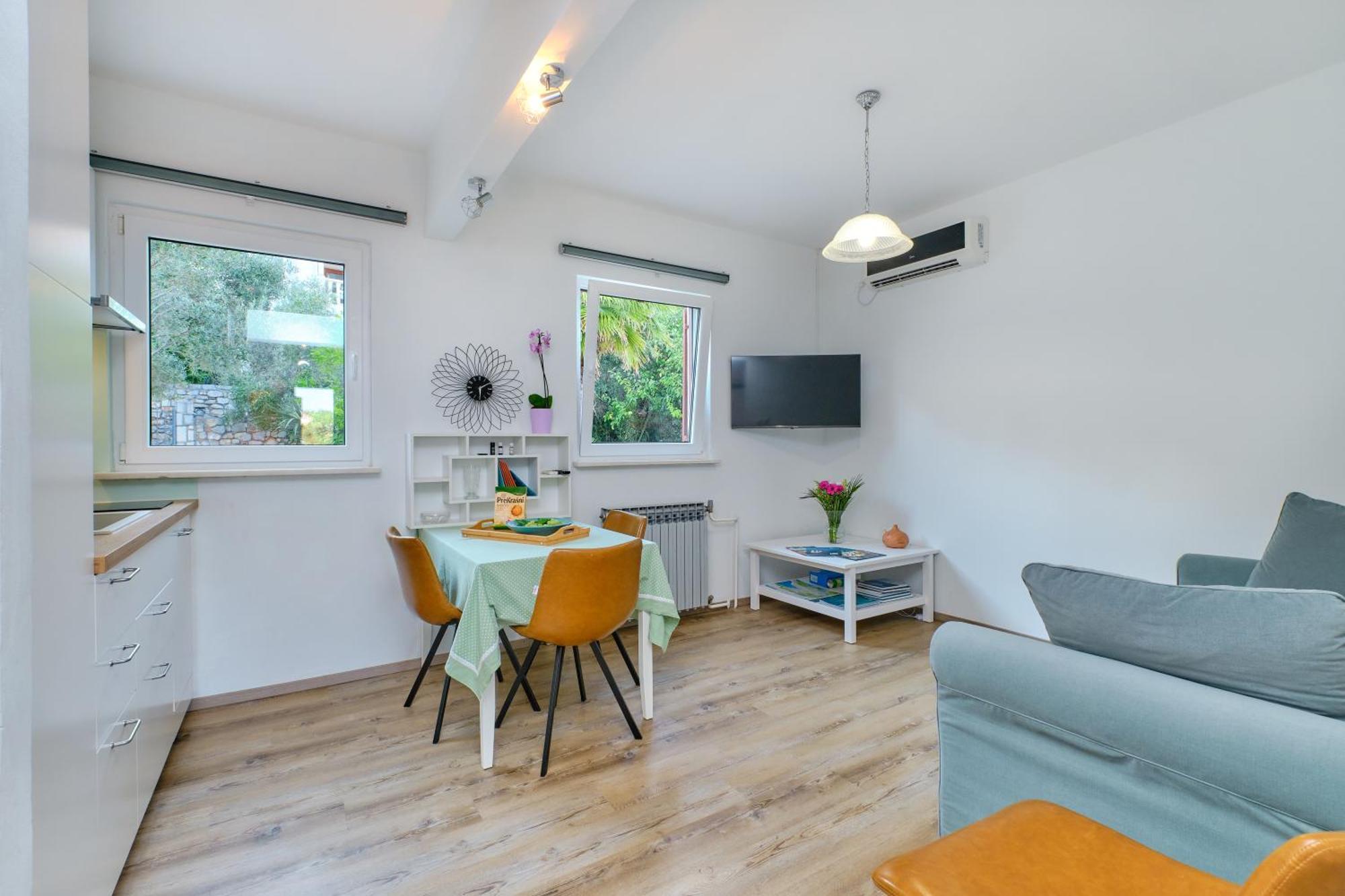 Apartment Pepermint - Iqm Destination Quality Veli Lošinj Exterior foto